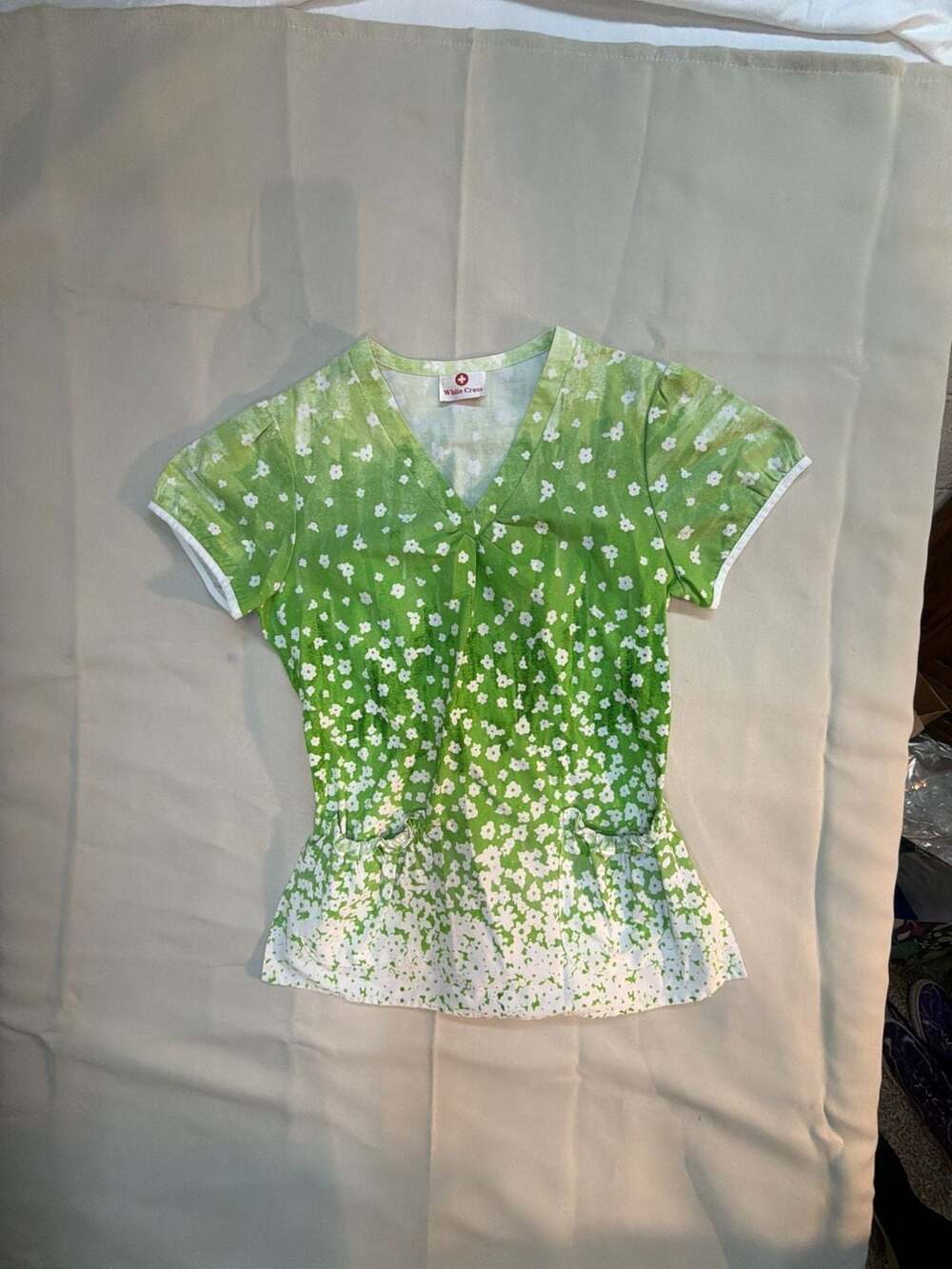 White Cross Women's Floral Print Scrub Top Style 638WTF Size S